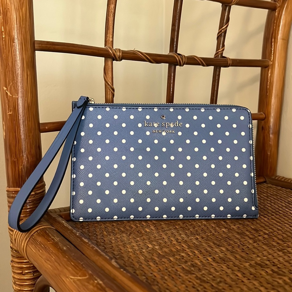 NWOT Kate Spade Medium L-Zip Wristlet, Dots Blue White